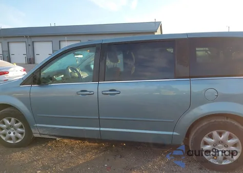 2009 Chrysler Town & Country Lx z USA, uszkodzony, nr VIN 2A8HR44E19R566945